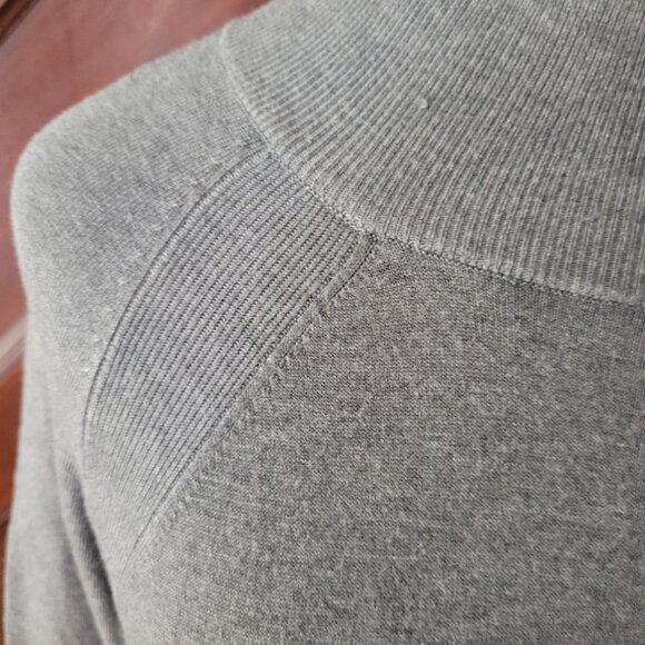 Elliott Lauren Womens XS Grey Turtleneck Pullover Sweater - Picture 3 of 6